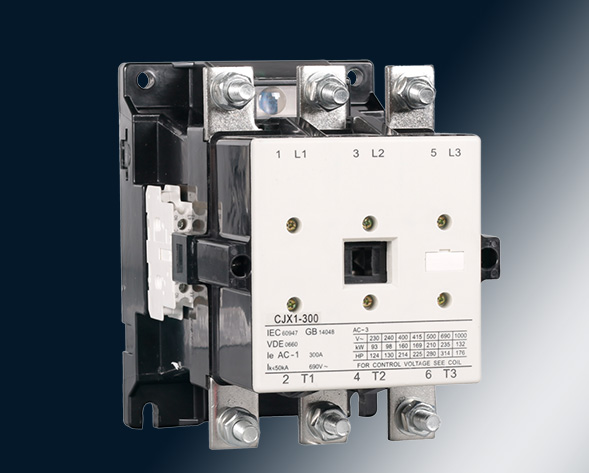 CJX1交流接觸器適用于交流50Hz或60Hz、電壓至690V、電流至475A的電力線路中，供遠距離頻繁起動和控制電動機及接通與分斷電路。經加裝機械聯鎖機構后組…